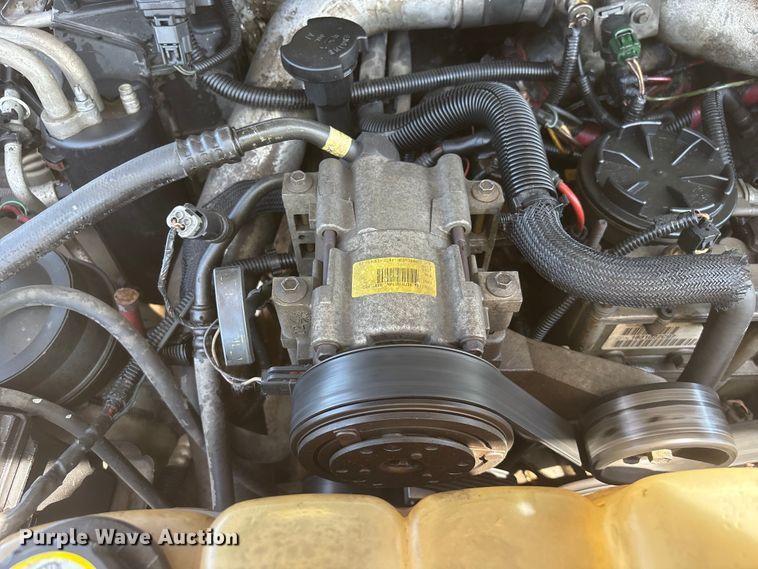 image for item EI5942 2002 Ford F550 dump truck
