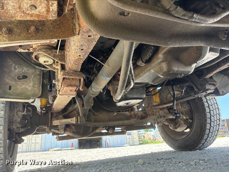 image for item EI5942 2002 Ford F550 dump truck
