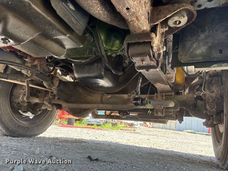 image for item EI5942 2002 Ford F550 dump truck