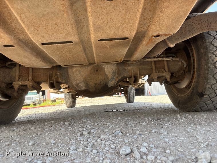 image for item EI5942 2002 Ford F550 dump truck