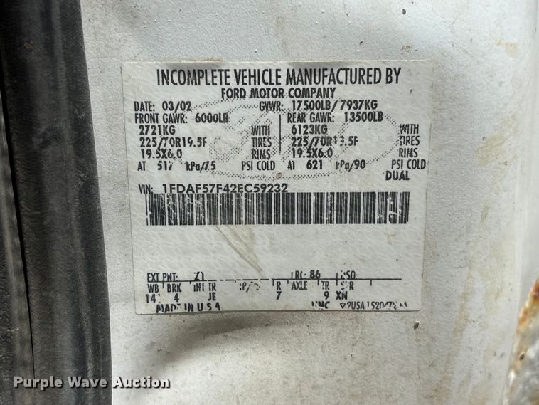 image for item EI5942 2002 Ford F550 dump truck