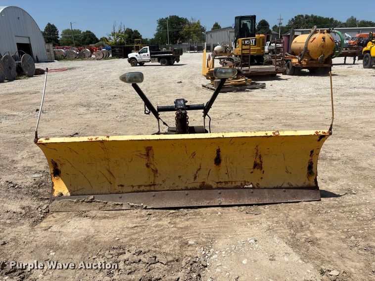 image for item EI5943 Meyers C-8.5 snow plow