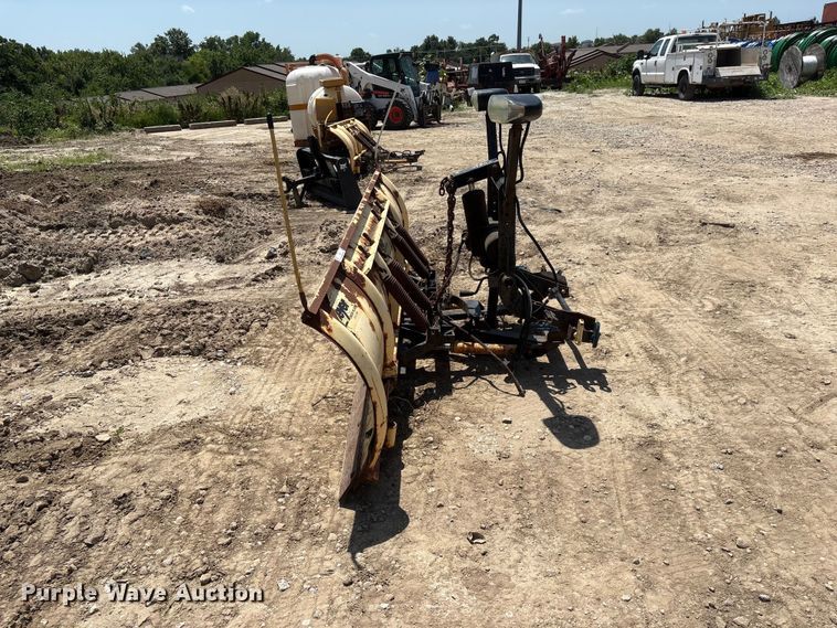 image for item EI5943 Meyers C-8.5 snow plow