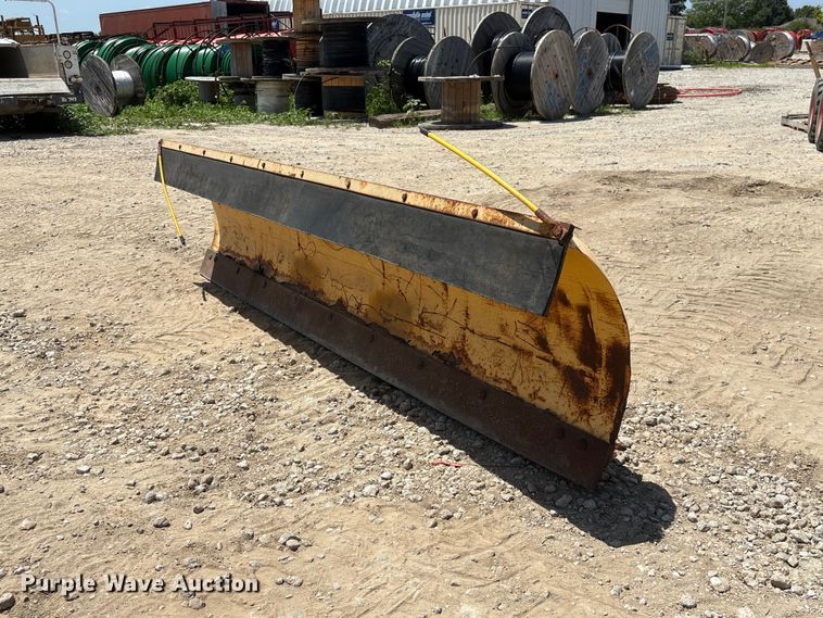 image for item EI5944 Meyer C-9 snow plow