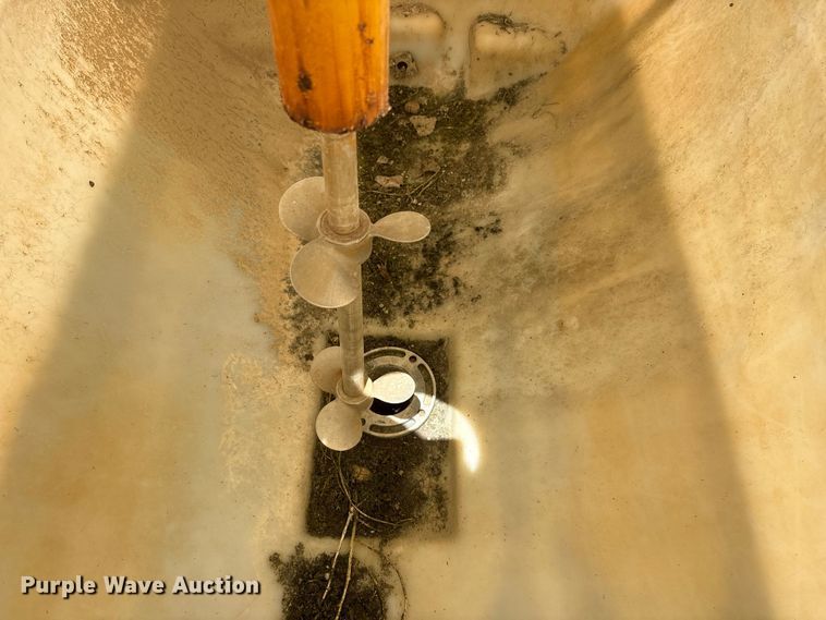 image for item EI5945 Vermeer MT300 mud mixing tank