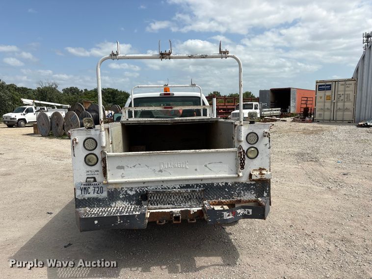 image for item EI5946 2001 Ford F350 Super Duty Ext. Cab utility bed pickup truck