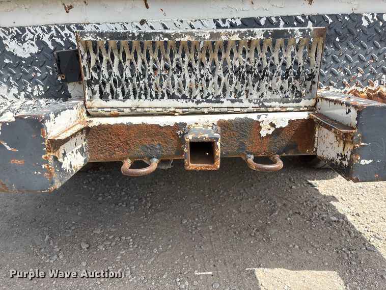 image for item EI5946 2001 Ford F350 Super Duty Ext. Cab utility bed pickup truck