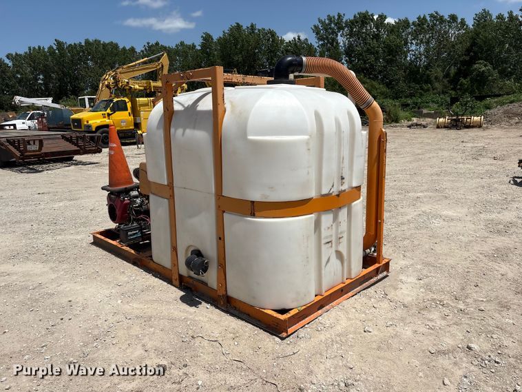 image for item EI5947 Surface to Surface SAM SR. 750 mud mixing tank