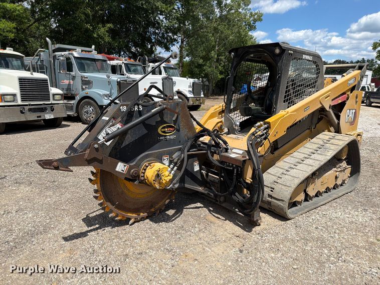 image for item EM0136 Quick Attach 1845RS skid steer rock saw