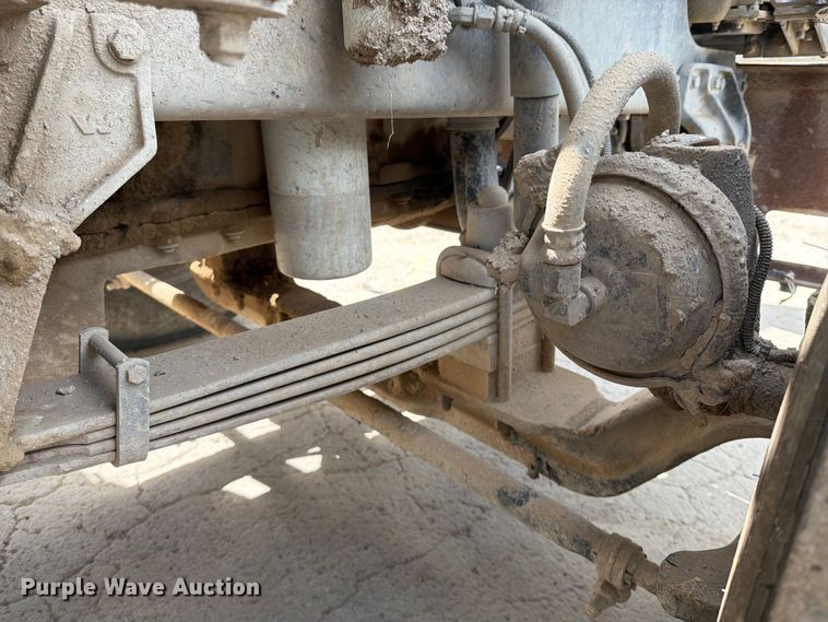 image for item EM0137 2003 Western Star 4900 dump truck