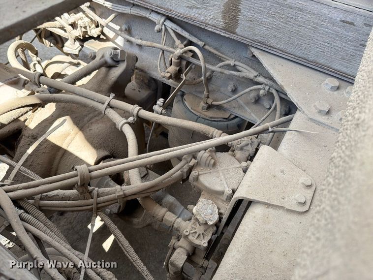 image for item EM0137 2003 Western Star 4900 dump truck