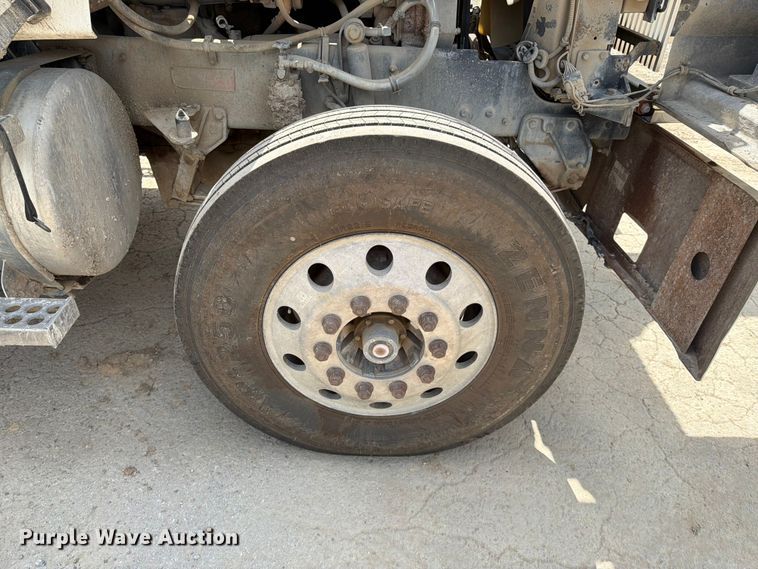 image for item EM0137 2003 Western Star 4900 dump truck