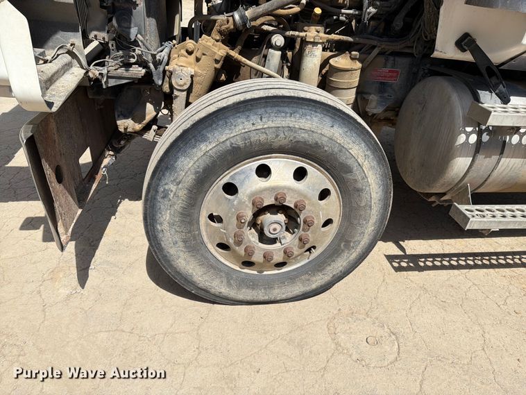 image for item EM0137 2003 Western Star 4900 dump truck