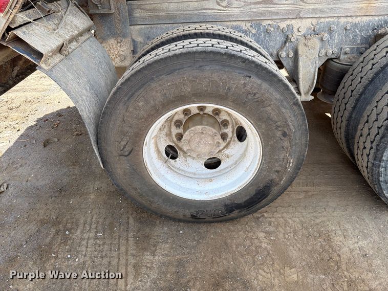 image for item EM0137 2003 Western Star 4900 dump truck