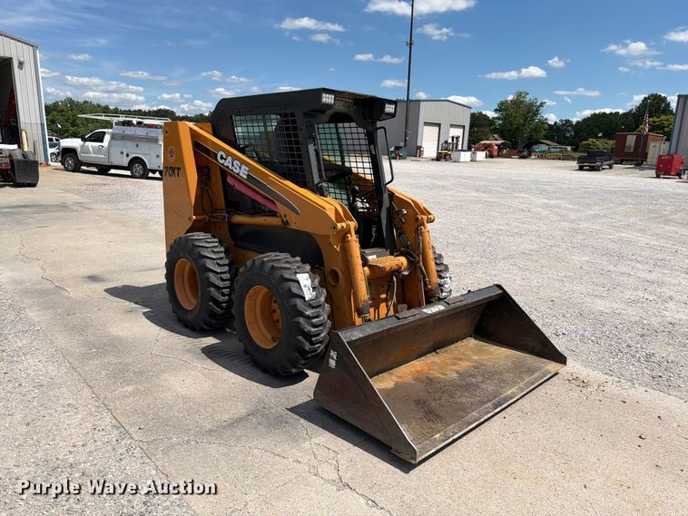 image for item EM0139 2002 Case 70XT skid steer loader