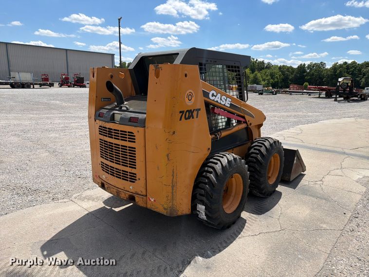 image for item EM0139 2002 Case 70XT skid steer loader