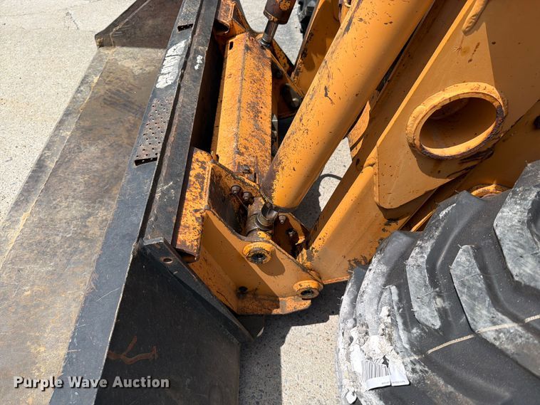 image for item EM0139 2002 Case 70XT skid steer loader