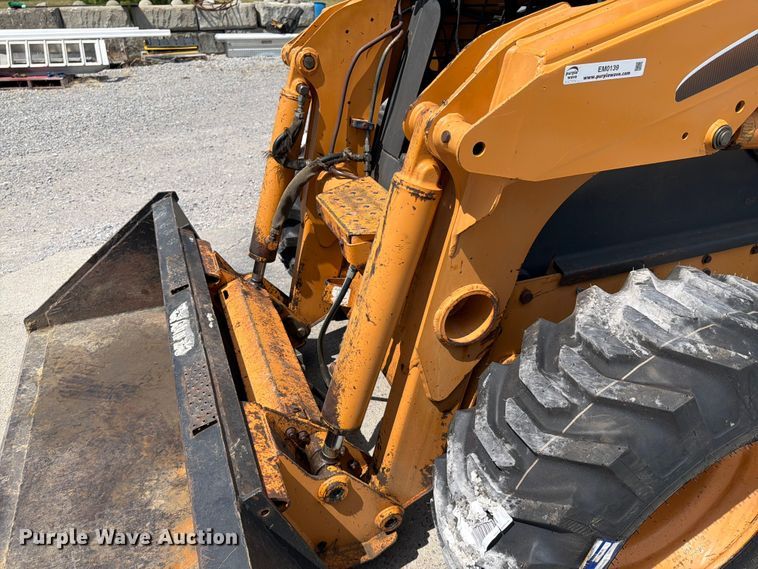 image for item EM0139 2002 Case 70XT skid steer loader