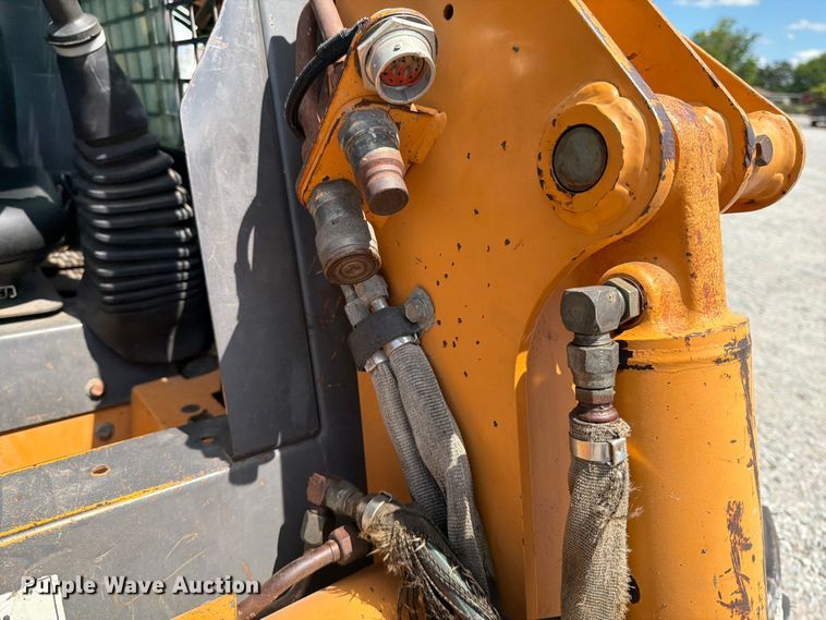 image for item EM0139 2002 Case 70XT skid steer loader