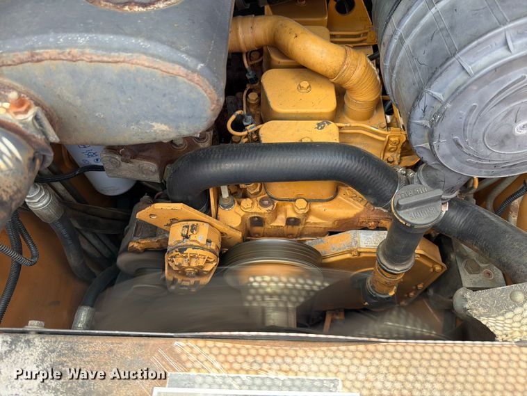 image for item EM0139 2002 Case 70XT skid steer loader