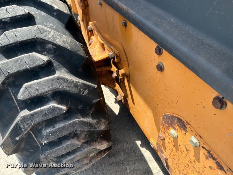 image for item EM0139 2002 Case 70XT skid steer loader