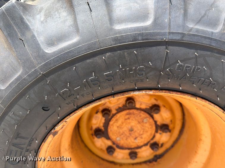 image for item EM0139 2002 Case 70XT skid steer loader