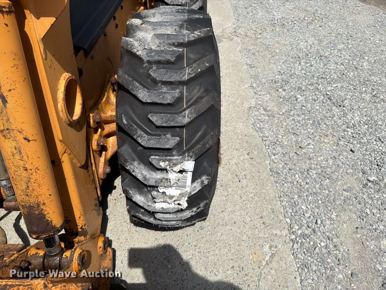 image for item EM0139 2002 Case 70XT skid steer loader