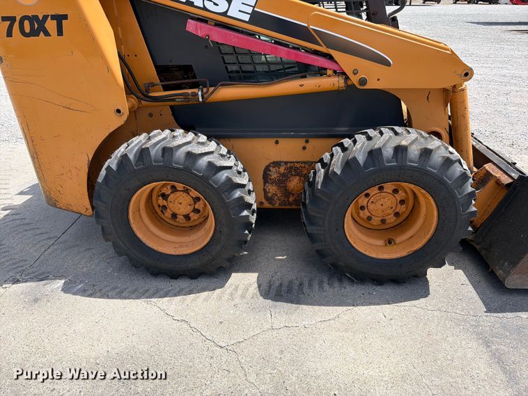 image for item EM0139 2002 Case 70XT skid steer loader