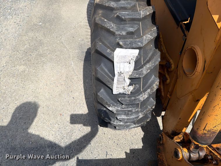 image for item EM0139 2002 Case 70XT skid steer loader