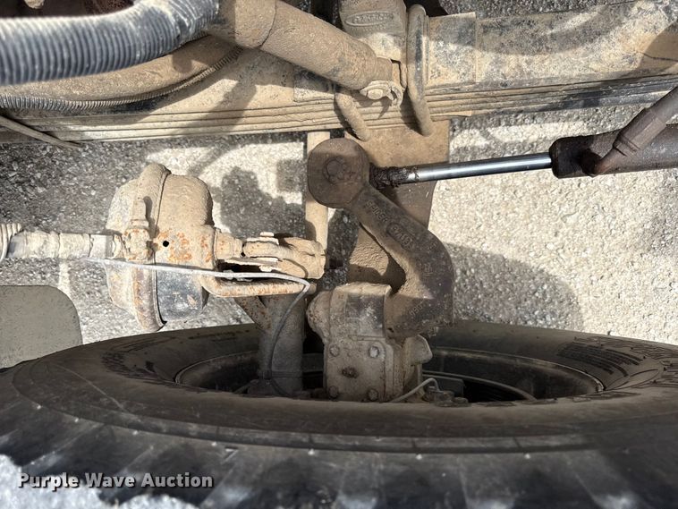 image for item EN0329 2005 Peterbilt 357 dump truck