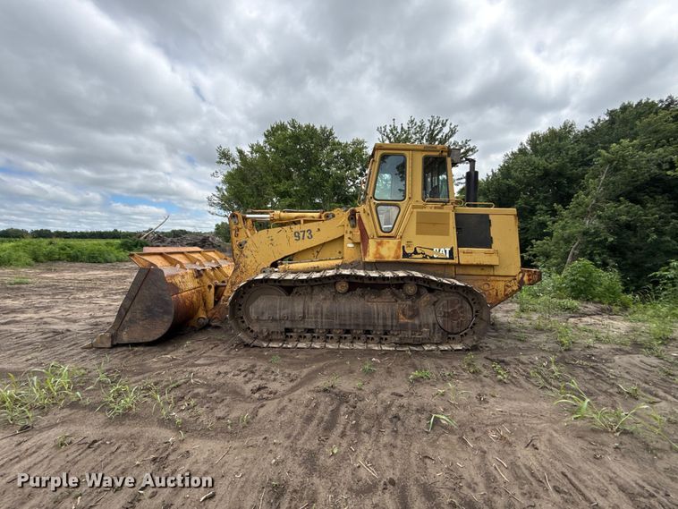 image for item EN0339 1990 Caterpillar 973 track loader