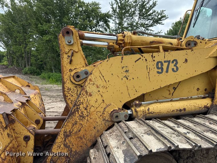 image for item EN0339 1990 Caterpillar 973 track loader