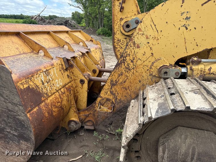 image for item EN0339 1990 Caterpillar 973 track loader