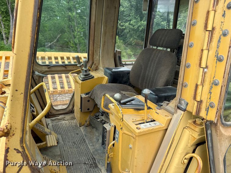 image for item EN0339 1990 Caterpillar 973 track loader