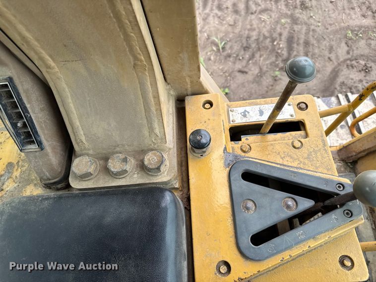 image for item EN0339 1990 Caterpillar 973 track loader