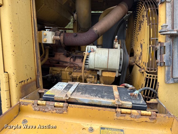 image for item EN0339 1990 Caterpillar 973 track loader