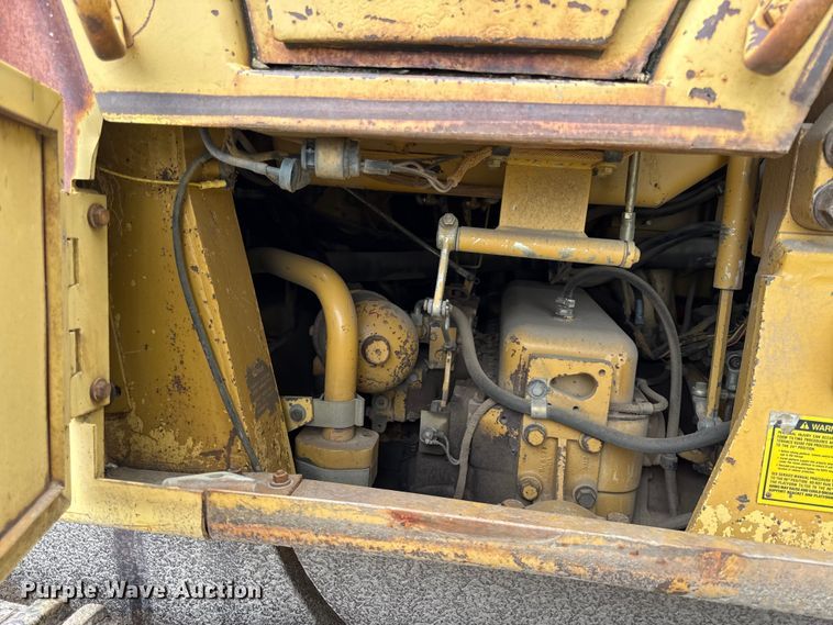 image for item EN0339 1990 Caterpillar 973 track loader