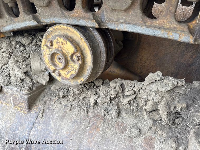 image for item EN0339 1990 Caterpillar 973 track loader