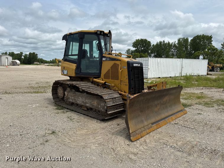 image for item EN0349 Caterpillar D4K LGP dozer