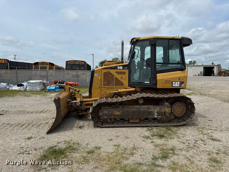 image for item EN0349 Caterpillar D4K LGP dozer