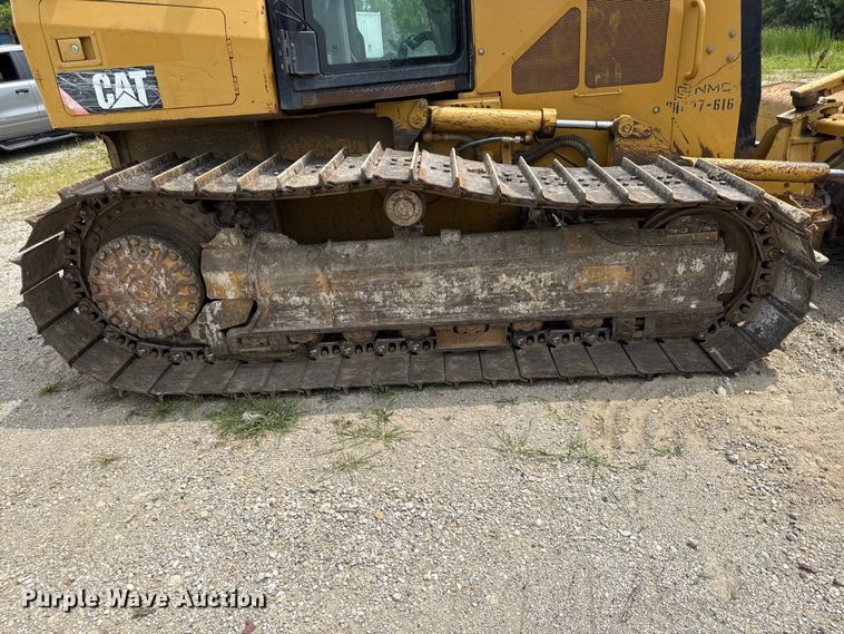 image for item EN0349 Caterpillar D4K LGP dozer