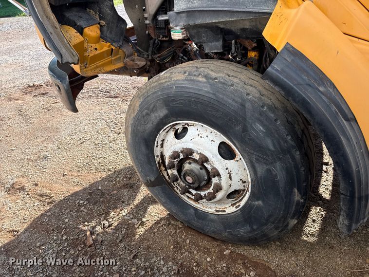 image for item EN0391 2005 Sterling LT7500 dump truck