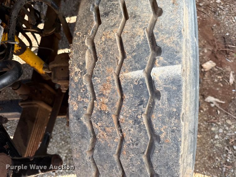 image for item EN0391 2005 Sterling LT7500 dump truck