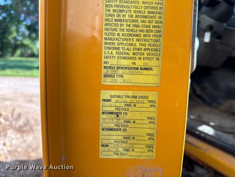 image for item EN0391 2005 Sterling LT7500 dump truck
