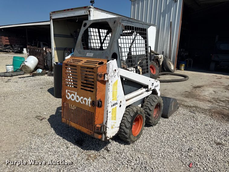 image for item EN0393 1995 Bobcat 440B skid steer loader