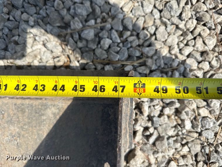 image for item EN0393 1995 Bobcat 440B skid steer loader