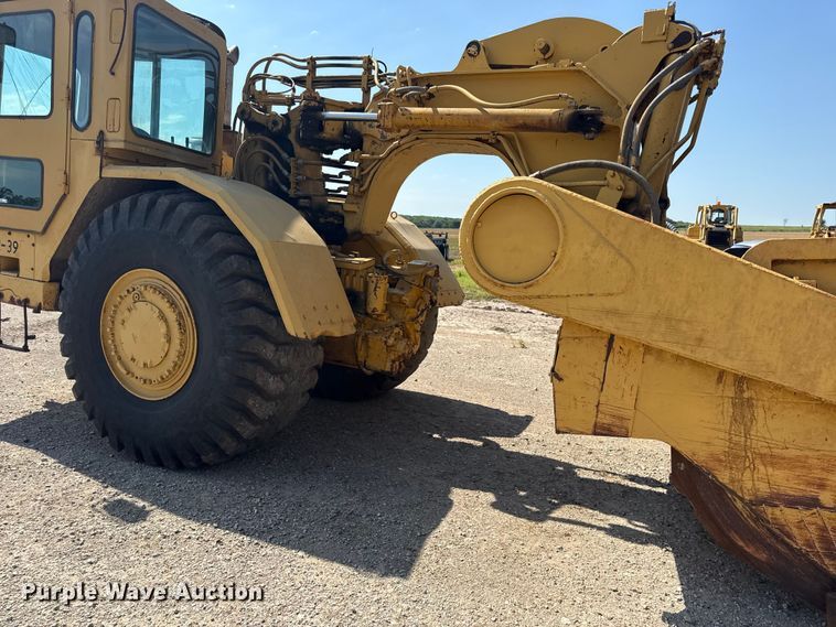 image for item EN0394 1974 Caterpillar 621B conventional scraper 