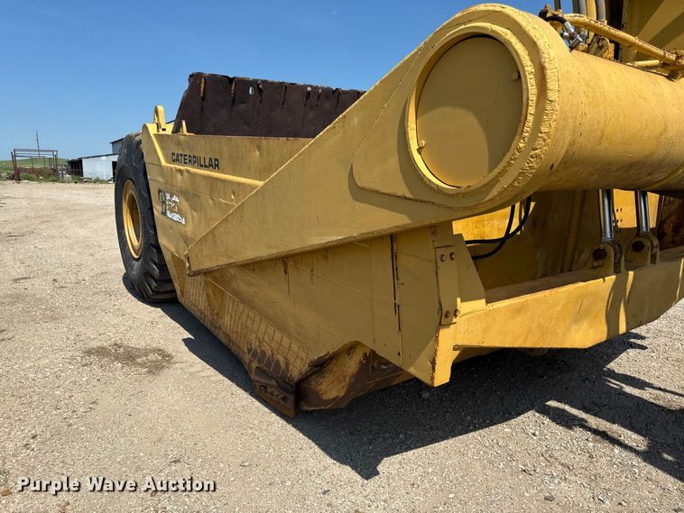image for item EN0394 1974 Caterpillar 621B conventional scraper 