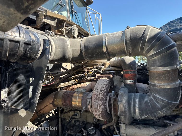 image for item EN0418 1985 Kenworth W900 dump truck