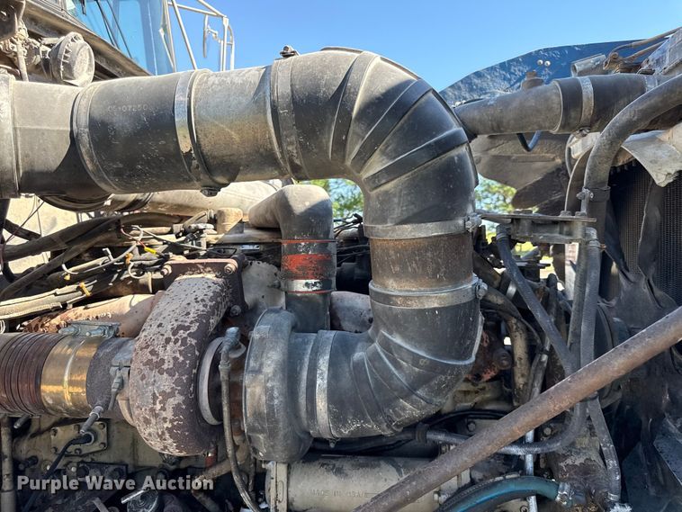 image for item EN0418 1985 Kenworth W900 dump truck